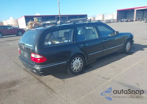 2001 Mercedes-Benz E 320 z USA, uszkodzony, nr VIN WDBJH65J31B188664